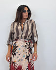 Camicia coreana con bottone beige/marrone