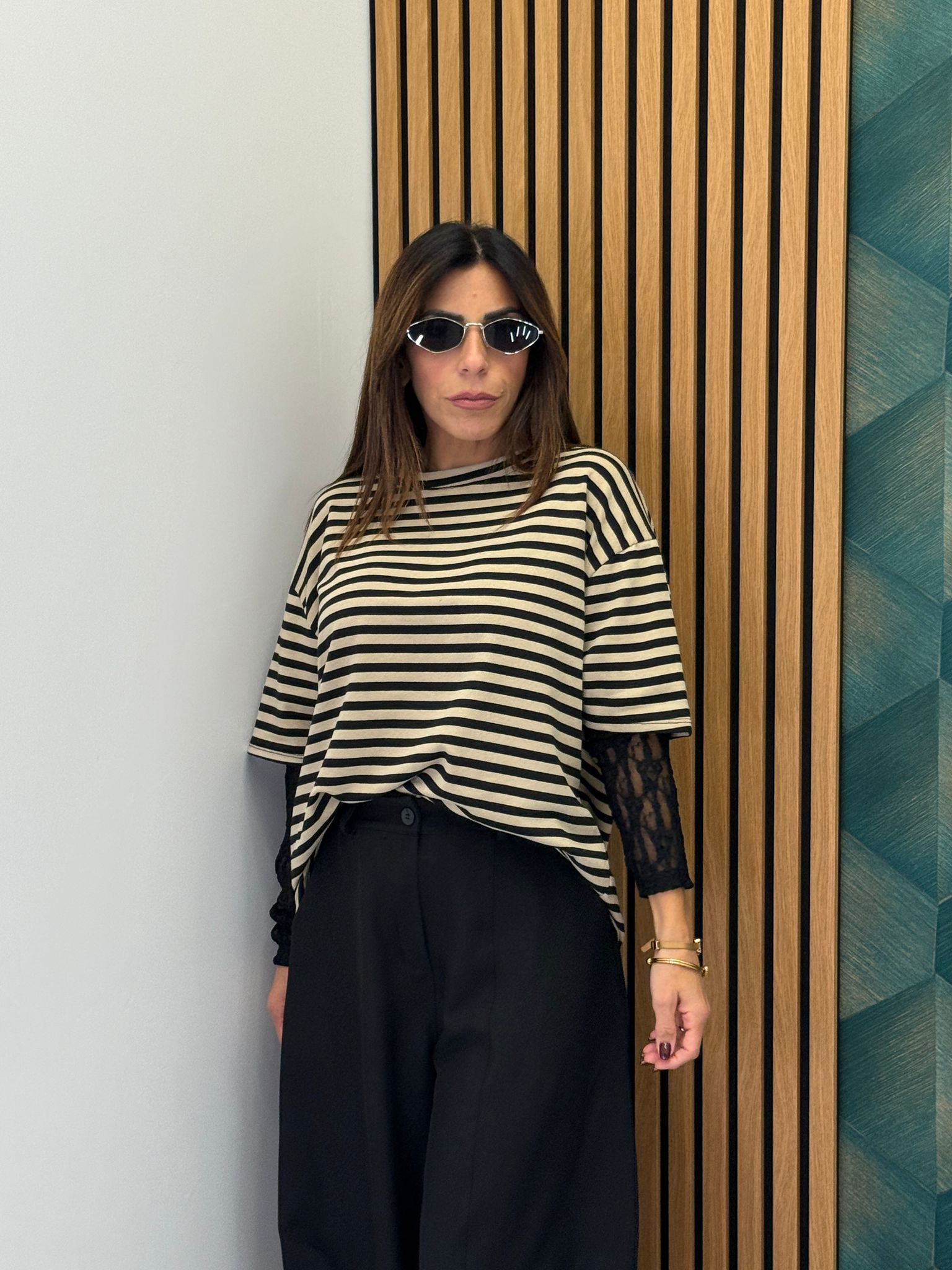 T-shirt con pizzo 21378